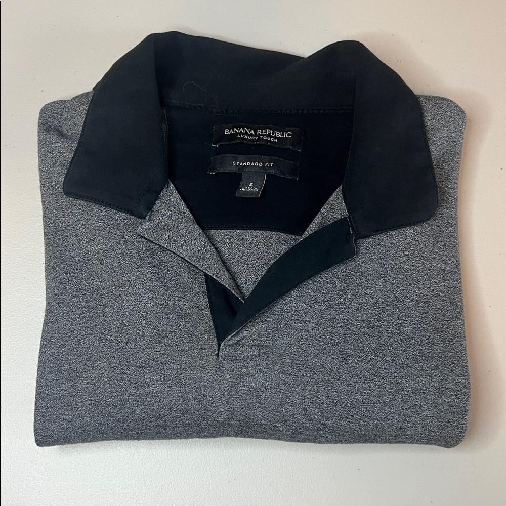Banana Republic Luxury Touch Standard Fit Polo Gray/Black Size Small